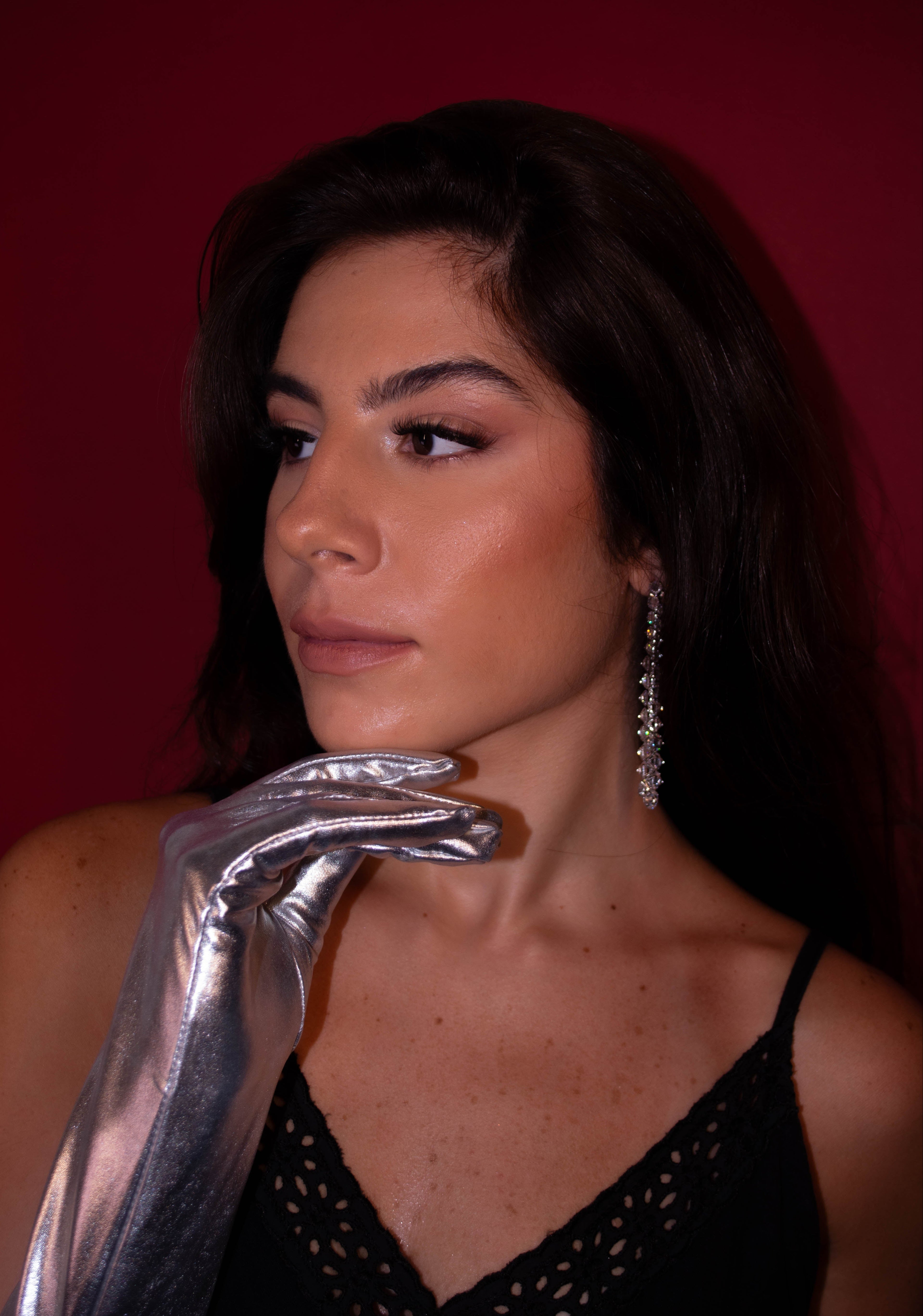 moxee lashes on model. feeling confident and beautiful