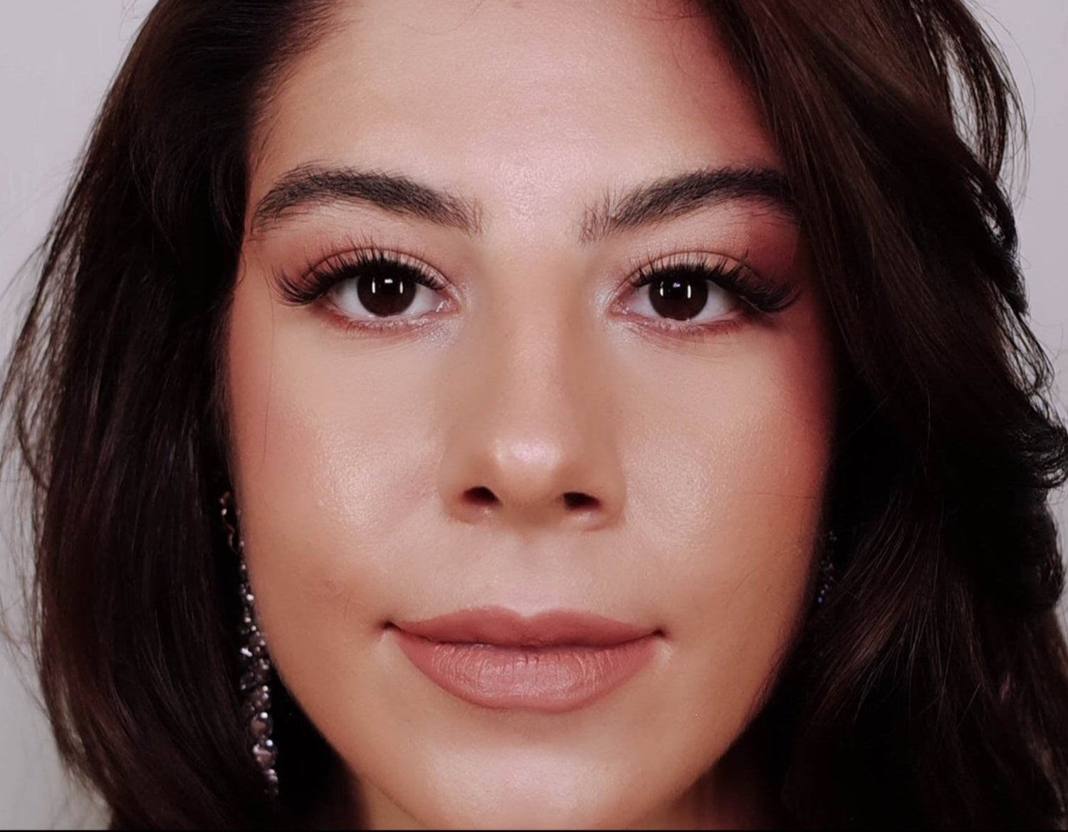 after wearing moxee's soft natural lashes - opens and brightens the face