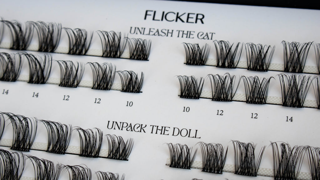 Softly fanned fibers with tapered tips for realistic lash blend